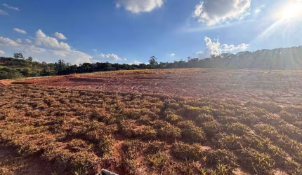 Terreno de 1.000 metros no Tamboré Jundia- R$1.500.000