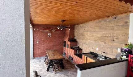  Casa com 2 dormitórios na Vila Popular em Várzea Paulista R$430.000