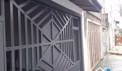 Casa para Venda em Sorocaba, Jardim Nilton Torres, 3 dormitórios, 1 suíte, 1 banheiro, 2 vagas