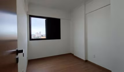 Apartamento para Locação em Sorocaba, Centro, 2 dormitórios, 1 banheiro, 1 vaga