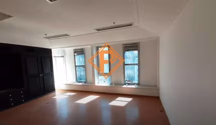 Sala Comercial para Venda em Rio de Janeiro, Centro, 4 banheiros, 1 vaga