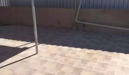 CASA DE 103M² - 2 QUARTOS - 2 VAGAS DE GARAGEM - ENCANTADO