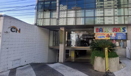 EXCELENTE OPORTUNIDADE DE LOCAÇÃO – ESTACIONAMENTO PRIVATIVO LOCALIZAÇÃO PREMIUM – CENTRO DE LONDRINA!