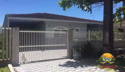 Casa de Alvenaria Vende-se - Averbada e Escriturada - Matinhos Balneário Solymar R$450mil
