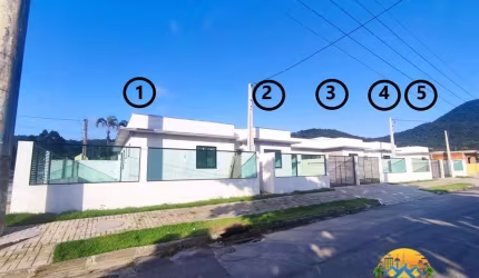 Residencial de Casas à Venda em Matinhos – Próximo Rodoviária de Caiobá