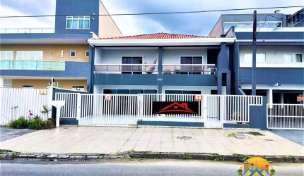 Excelente Casa Duplex Frente Mar em Matinhos
