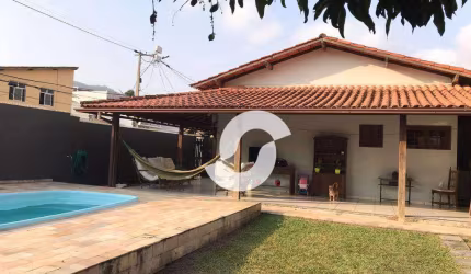 Casa com 3 dormitórios à venda, 140 m² por R$ 870.000,00 - Piratininga - Niterói/RJ