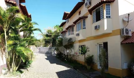 Casa com 5 dormitórios à venda, 174 m² por R$ 500.000,00 - Pendotiba - Niterói/RJ