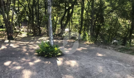 Terreno à venda, 400 m² por R$ 250.000,00 - Itaipu - Niterói/RJ