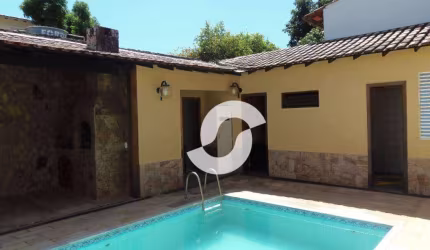 Casa à venda, 360 m² por R$ 800.000,00 - Itaipu - Niterói/RJ