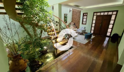 Casa à venda, 379 m² por R$ 800.000,00 - Porto Novo - São Gonçalo/RJ