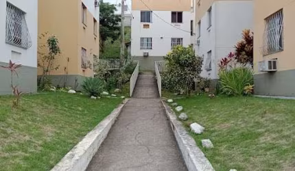 Apartamento com 2 dormitórios à venda, 41 m² por R$ 140.000,00 - Tribobó - São Gonçalo/RJ