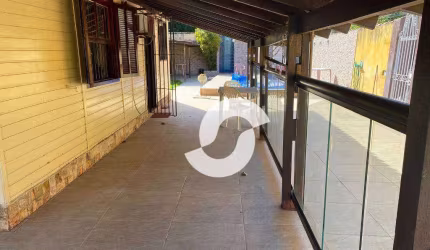 Casa com 3 dormitórios à venda, 400 m² por R$ 780.000,00 - Piratininga - Niterói/RJ
