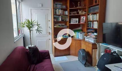 Apartamento com 2 dormitórios à venda, 51 m², com armários, por R$ 270.000 - Santa Rosa - Niterói/RJ