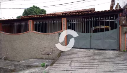 Casa com 2 dormitórios à venda, 100 m² por R$ 680.000,00 - Centro - São Gonçalo/RJ