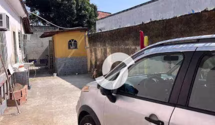 Casa com 4 dormitórios à venda, 82 m² por R$ 300.000,00 - Trindade - São Gonçalo/RJ