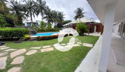 Casa com 6 dormitórios à venda, 457 m² por R$ 5.350.000,00 - Camboinhas - Niterói/RJ