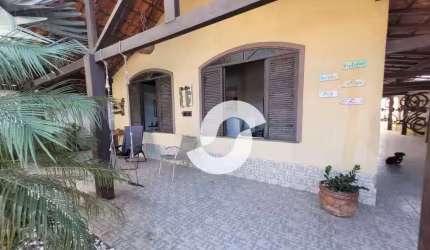 Casa com 4 dormitórios à venda, 335 m² por R$ 849.000,00 - Piratininga - Niterói/RJ