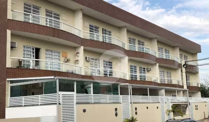Apartamento com 2 dormitórios à venda, 70 m² por R$ 260.000,00 - Trindade - São Gonçalo/RJ