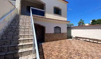 Sobrado com 2 dormitórios à venda, 95 m² por R$ 245.000,00 - Ampliação - Itaboraí/RJ
