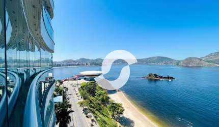 Venha morar com a mais bela vista da cidade neste apartamento de alto padrão!