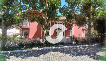 Casa à venda, 350 m² por R$ 2.500.000,00 - Itaipu - Niterói/RJ