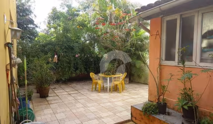 Casa com 4 dormitórios à venda, 279 m² por R$ 990.000,00 - Largo da Batalha - Niterói/RJ
