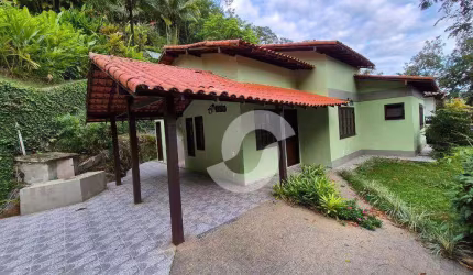 Casa com 3 dormitórios à venda, 131 m² por R$ 960.000,00 - Itaipu - Niterói/RJ