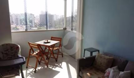 Ótimo Apartamento com Vaga no Centro