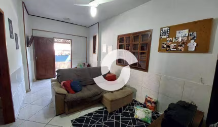 Casa com 3 dormitórios à venda, 360 m² por R$ 330.000,00 - Santa Catarina - São Gonçalo/RJ