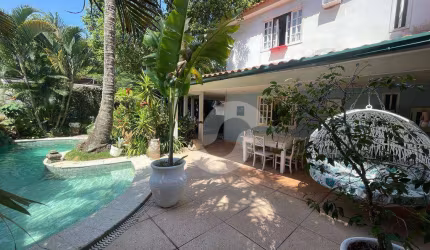 Casa com 3 dormitórios à venda, 246 m² por R$ 950.000,00 - Maravista - Niterói/RJ