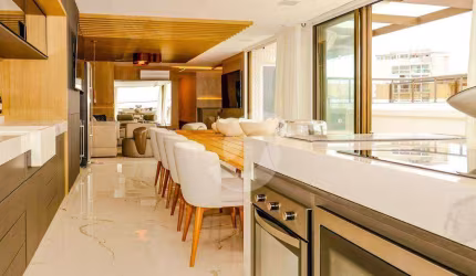 Cobertura com 6 suítes à venda, 500 m² por R$ 12.000.000 - Camboinhas - Niterói/RJ