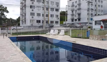 Cobertura com 3 dormitórios à venda, 110 m² por R$ 260.000,00 - Colubande - São Gonçalo/RJ