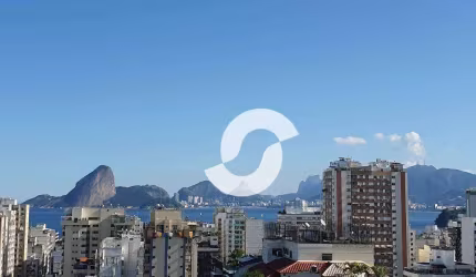 Icaraí, acorde todos os dias com essa linda vista da Baía de Guanabara! Cobertura Duplex, 4 quartos, junto Campo de São Bento.
