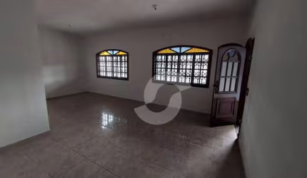 Casa com 3 dormitórios à venda, 149 m² por R$ 450.000,00 - Trindade - São Gonçalo/RJ