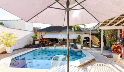Casa com 4 dormitórios à venda, 224 m² por R$ 890.000,00 - Fonseca - Niterói/RJ