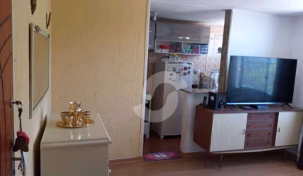 Apartamento com 2 dormitórios à venda, 60 m² por R$ 240.000,00 - Santa Rosa - Niterói/RJ