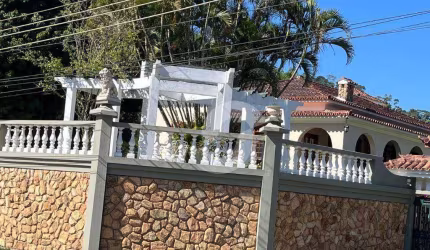 Sítio à venda, piscina casa hóspedes e caseiro 10600 m² por R$ 3.200.000  Rio Claro/RJ