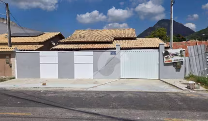 Casa com 3 dormitórios à venda, 132 m² por R$ 480.000,00 - São José do Imbassaí - Maricá/RJ