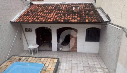 Casa com 3 dormitórios à venda, 95 m² por R$ 700.000,00 - Porto Novo - São Gonçalo/RJ