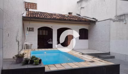 Casa com 3 dormitórios à venda, 95 m² por R$ 700.000,00 - Porto Novo - São Gonçalo/RJ