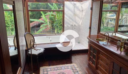 Casa à venda, 350 m² por R$ 980.000,00 - Pendotiba - Niterói/RJ
