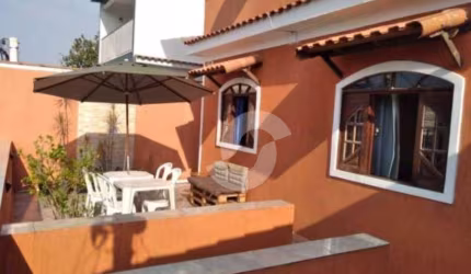 Casa com 3 dormitórios à venda, 270 m² por R$ 480.000,00 - Rocha - São Gonçalo/RJ