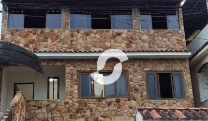Casa com 4 dormitórios à venda, 258 m² por R$ 380.000,00 - Sete Pontes - São Gonçalo/RJ