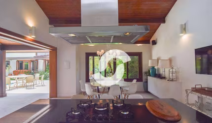 Casa à venda, 425 m² por R$ 2.990.000,00 - Itaipu - Niterói/RJ