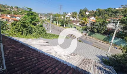 Casa  de 3 quartos Comercial com 258 m²,  à venda  por R$ 2.200.000 - Pendotiba - Niterói/RJ