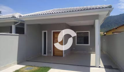 Casa com 3 dormitórios à venda, 116 m² por R$ 595.000,00 - Itaipuaçu - Maricá/RJ