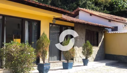 Linda  com 3 dormitórios à venda, 115 m² por R$ 800.000 - Engenho do Mato - Niterói/RJ