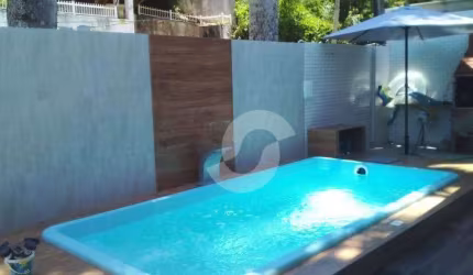 Casa com 3 dormitórios à venda, 127 m² por R$ 712.000,00 - Maravista - Niterói/RJ