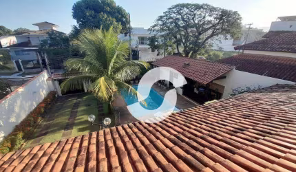 Casa com 5 dormitórios à venda, 356 m² por R$ 2.600.000 - Camboinhas - Niterói/RJ Excelente oportunidade de morar próximo a praia mais desejada
